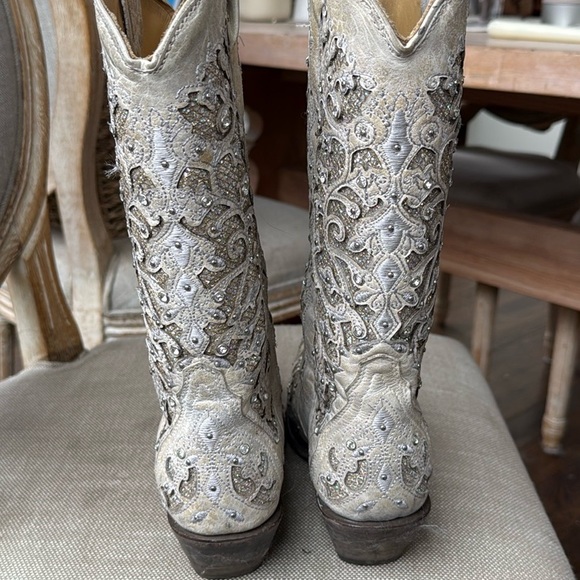 Corral Women's Glitter Inlay and Crystals Wedding Boots - Snip Toe size 6.5 - Picture 4 of 9